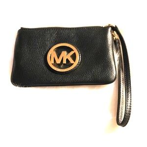 Michael Kors wristlet